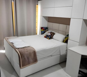 Flat Brlhante 5 Pessoas Garagem Hakka -Feirinha-Hospitais